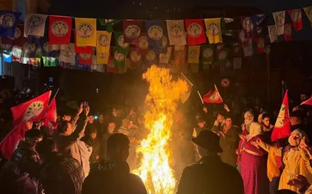 Li Stenbol û Şirnexê pîrozbahiyên Newrozê
