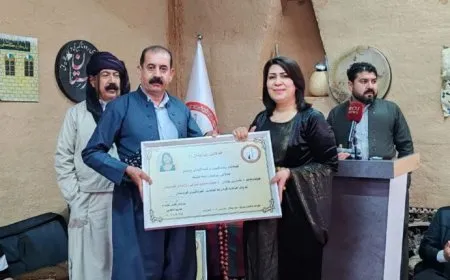 Hunermendên Rojava li Çemçemal hêjayî xelatên rûmetê hatin dîtin