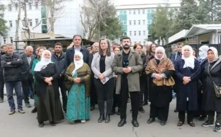 Girtina piştî Newrozê zerarê dide pêvajoya Aştî û Civaka Demokratîk