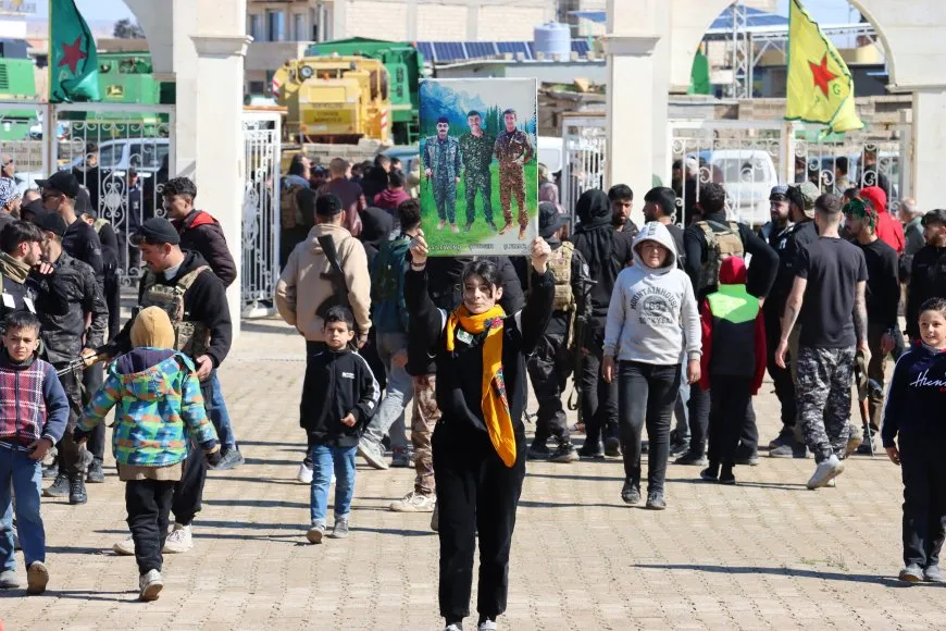 Şêniyên Amûdê şehîd Diljîn Mazlûm oxir kir