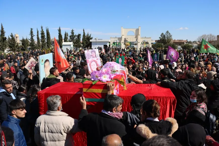 Şêniyên Amûdê şehîd Diljîn Mazlûm oxir kir