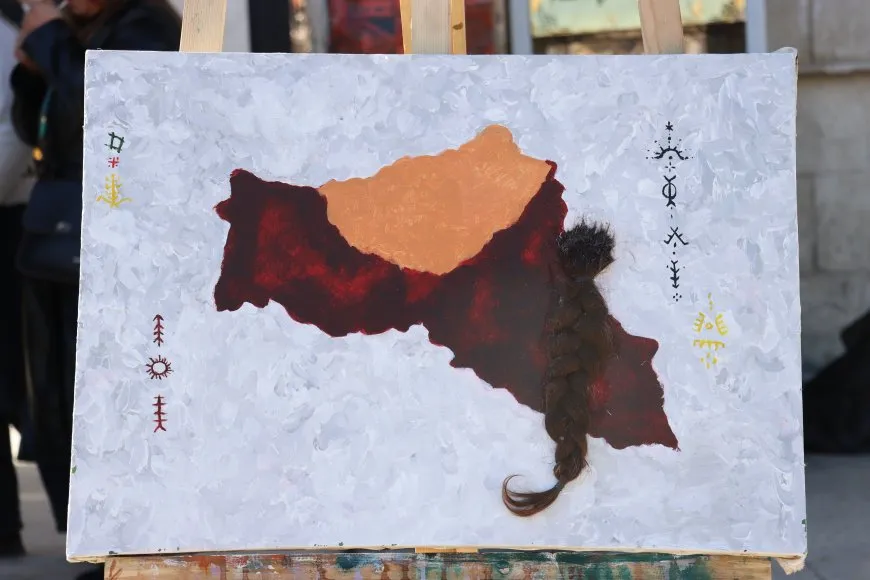 Ji bo pişgiriya YPJ’ê çalakiya hunerî