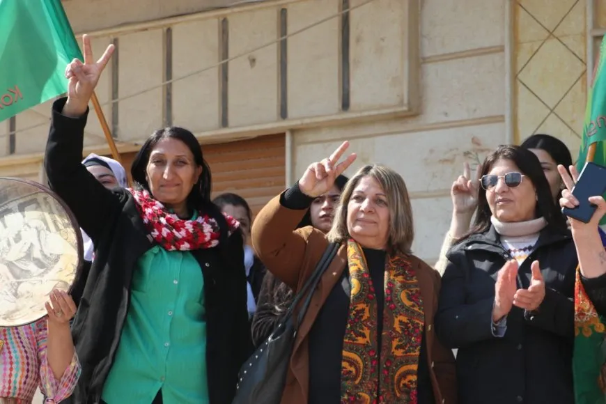 Çalakiyên 8'ê Adarê li bajarên Rojava dewam dikin