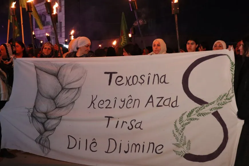 Jinên ji Qamişlo û Dêrikê meşên meşaleyî li dar xistin