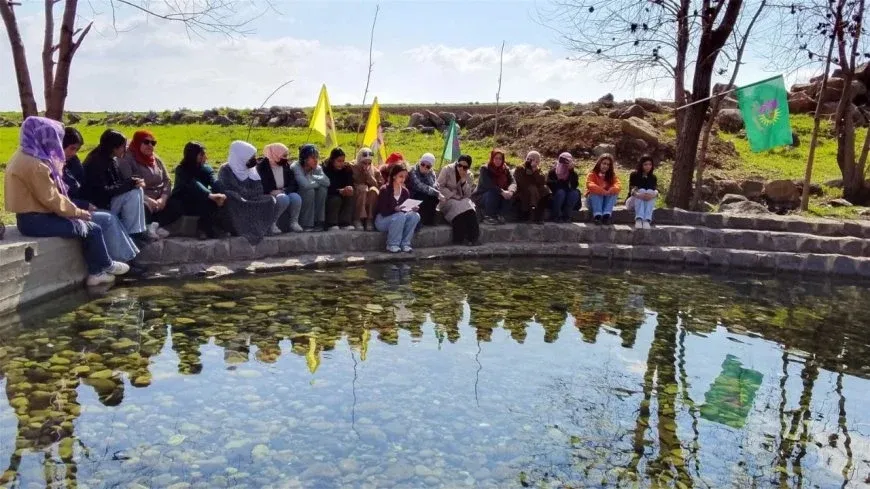 Li Çilaxayê peyama Rêber Apo ya ji bo 8'ê Adarê hate xwendin