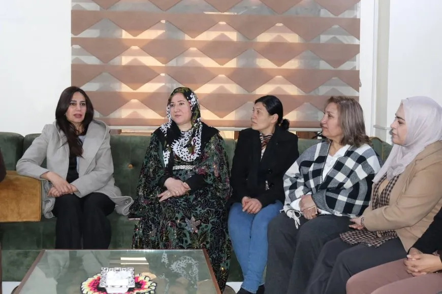 Kordînasyona Jinan li Cizîrê ji bo pîrozkirina 8'ê Adarê serdanên xwe dewam dike