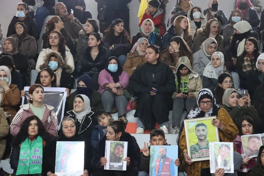 Ji çalakiya li Qamişloyê peyama "Heta berdana dîlgirtiyan têkoşîn'' hate dayîn