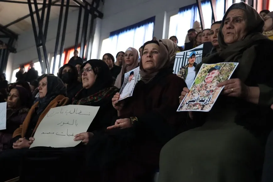 Ji çalakiya li Qamişloyê peyama "Heta berdana dîlgirtiyan têkoşîn'' hate dayîn