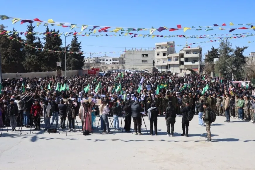 Jinên Kobanê li qadan bû: Em ê destkeftiyên şoreşê biparêzin