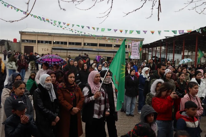 Di çalakiya li Dêrikê de daxwaza serbestberdana dîlgirtiyên şer kirin