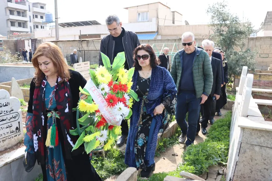 Mihemed Şêxo li ser gora xwe hat bibîranîn