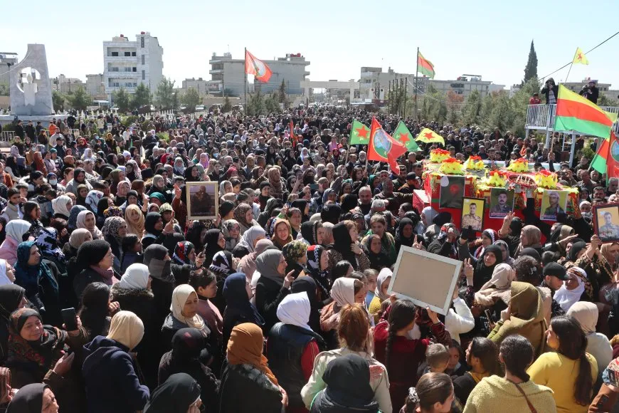 Li Qamişloyê 7 şehîd hatin bibîranîn