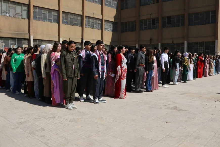 Li xwendekarên herêma Cizîrê karname hatin belavkirin