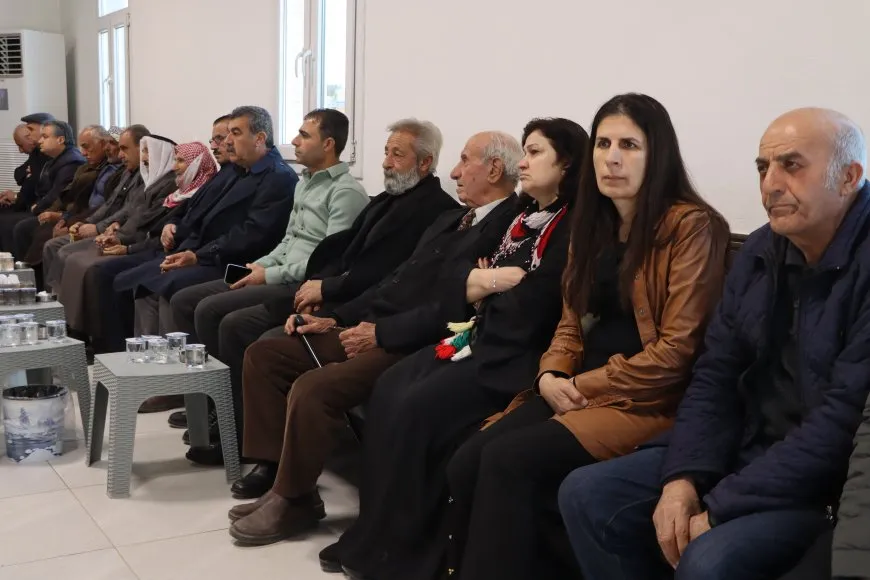 Li Qamişloyê ji bo helbestvan Ehmed Huseynî merasîm