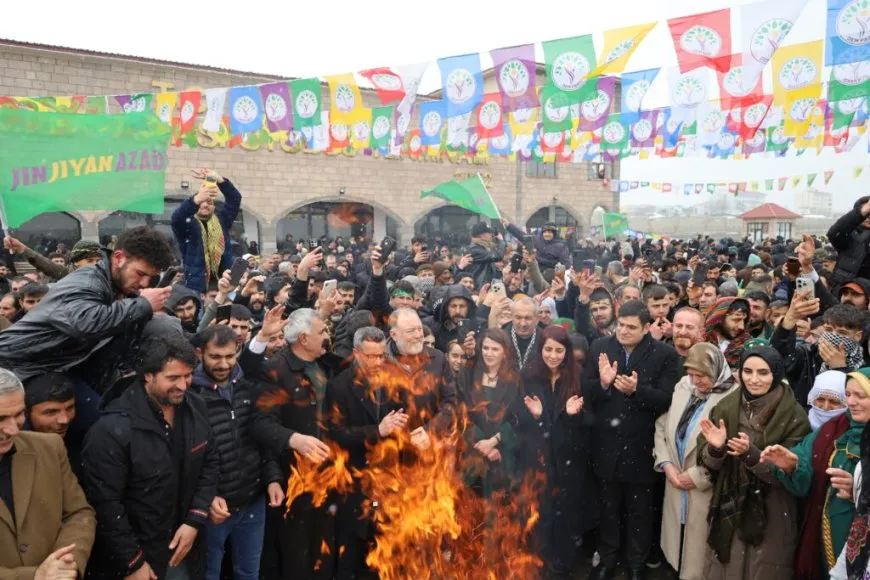 Li bakurê Kurdistanê Newroz hat pîrozkirin