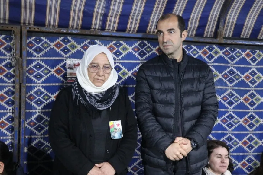 Şandeya Bakurê Kurdistanê sersaxî da malbata şehîd Salih Muslim