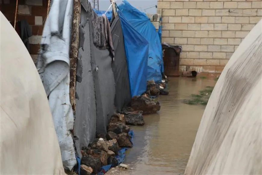 Ji ber baran û lehiyê konên koçberên Serêkaniyê di bin avê de man