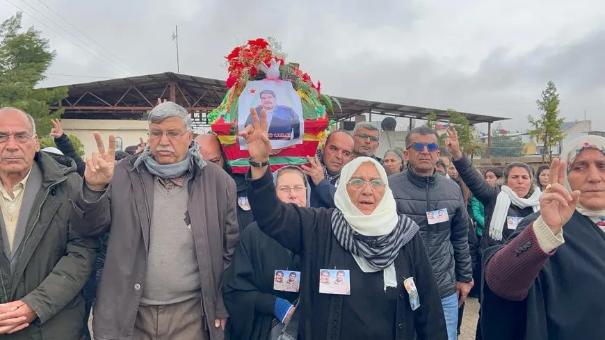 Karwanê cenazeyê şehîd Salih Muslim ber bi Pakrewangeha Şehîd Dicleyê ve bi rê ket