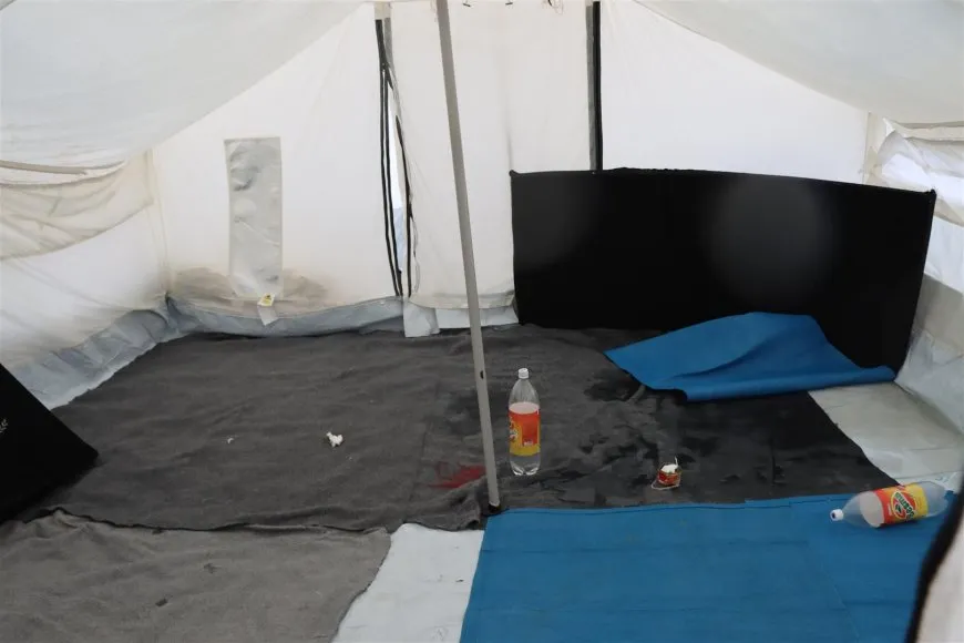 Çadirên Kampa Newroz bin av bûn