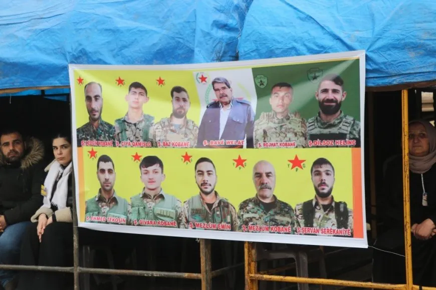 Li Kobanê merasîma sersaxiyê ya 10 şehîdan