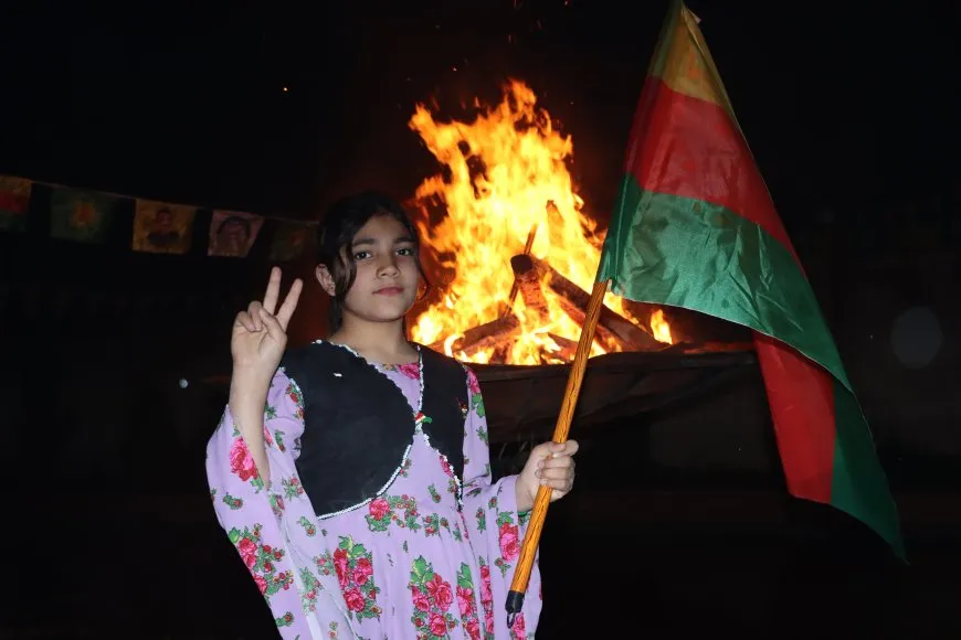 Li bajarên Rojava agirê Newrozê geş dibe-HATE NÛKIRIN