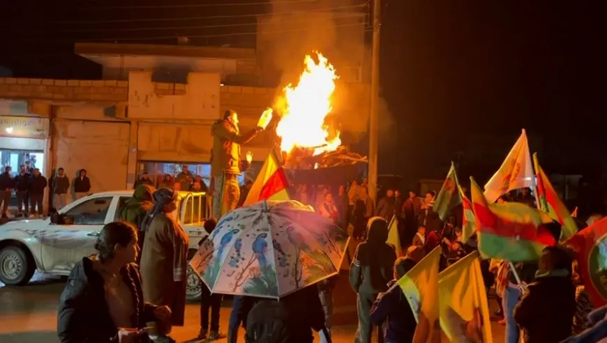 Li 3 bajaran agirê Newrozê hat vêxistin