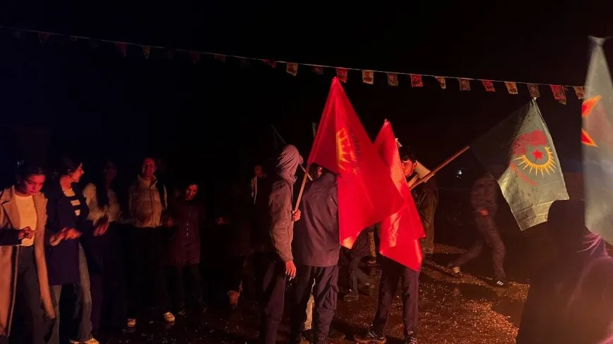 Li 3 bajaran agirê Newrozê hat vêxistin
