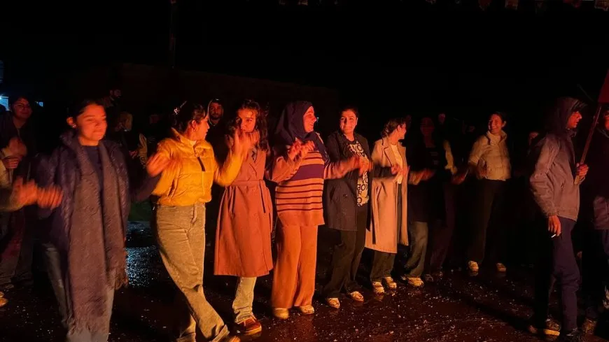 Li 3 bajaran agirê Newrozê hat vêxistin