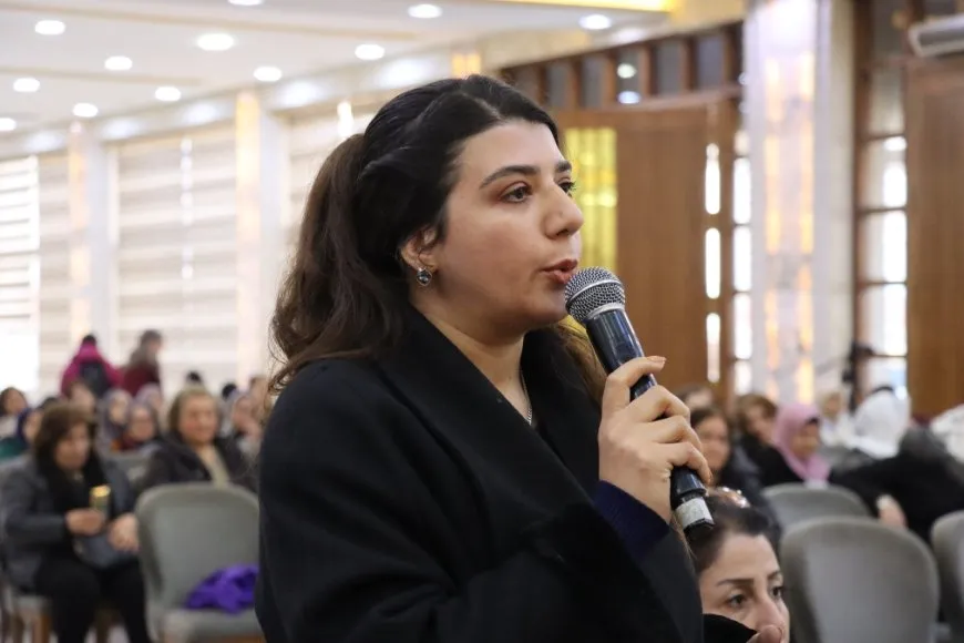 Mafên siyasî û hiqûqî yên jinên Sûriyeyê nîqaş kirin