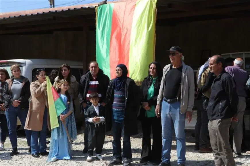 Li Hesekê agirê Newrozê hat dadan