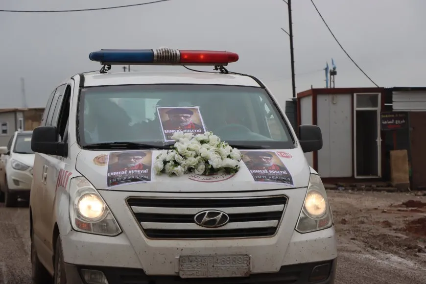 Cenazeyê Ehmed Huseynî derbasî Rojava bû