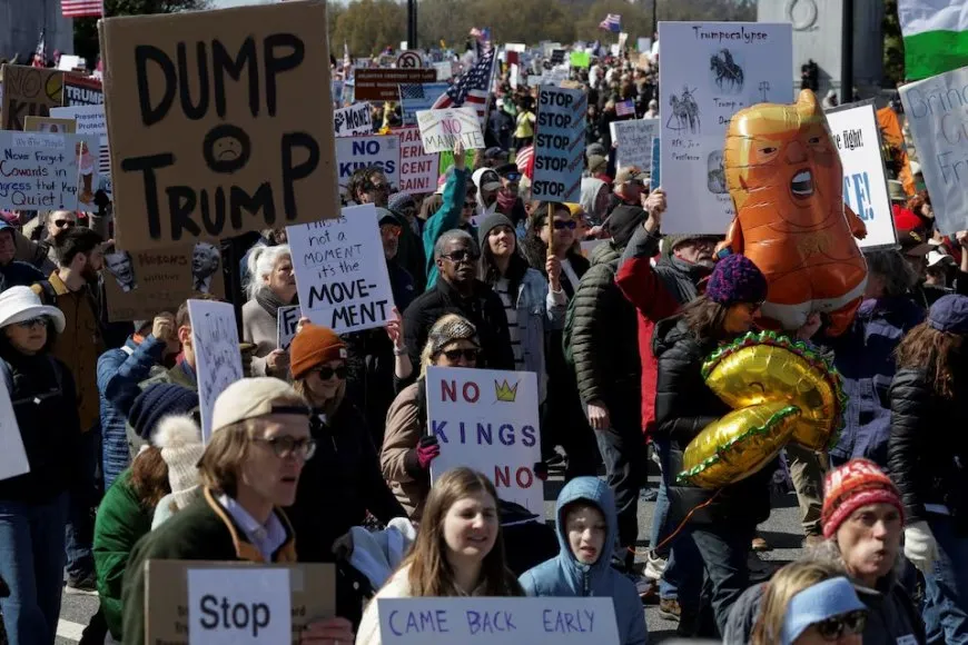 Li DYA'yê xwepêşandanên li dijî Trump