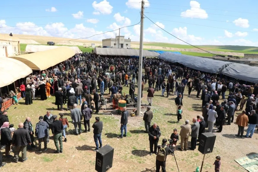 Li gundê Aşmê yê Kobanê temamkirina merasîma lihevhatina 2 malbatan
