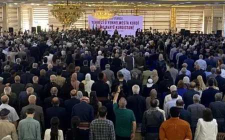 ‘Divê rewşenbîr rêya yekitiyê bi hêztir bikin’