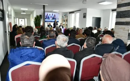 Li Almanyayê di civîna gel de Rojava hat nîqaşkirin
