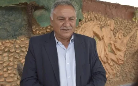'Destûr û sîstemek demokratîk nebin aştî pêk nayê'