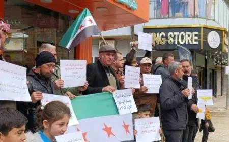 Li Mareyê karmend rabûn xwepêşandanê