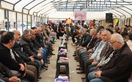 Merasîma sersaxiyê ya Elî Mensûr hat lidarxistin 