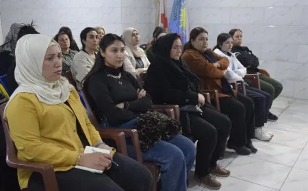 Kongra Star li bajarê Dirbêsiyê civîn li dar xist