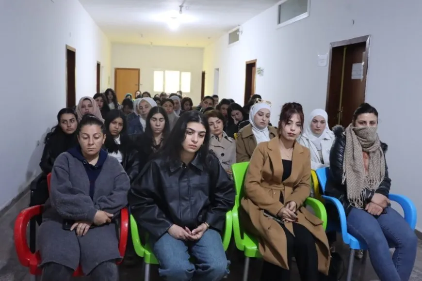Li Kobanê peyama Rêber Abdullah Ocalan hat xwendin û çalakiyeke hunerî hat lidarxistin