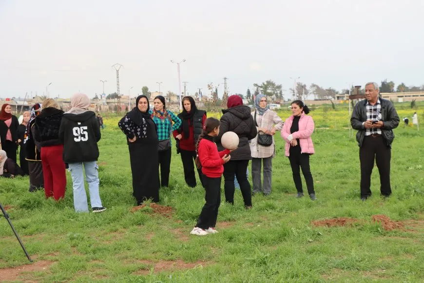 Kongra Star Rojbûna Rêber Apo bi çandina daran pîroz kir