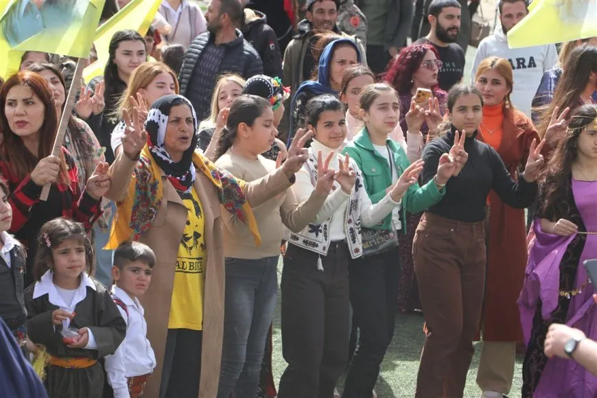 "Rojbûna rêber Apo roja destpêkirina têkoşîna azadiya Kurdan e"