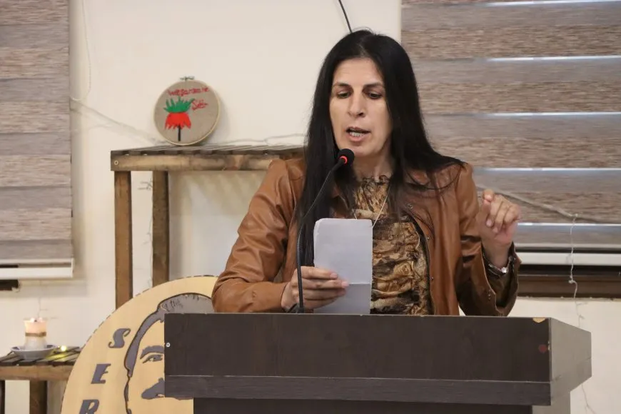 Pêşangeha Pirtûkên Rêber Abdullah Ocalan bi şevbêrka helbestan bi dawî bûn