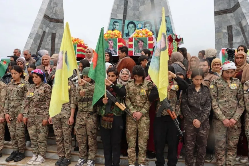 Li Kobanê merasîma 5 cangoriyên azadiyê