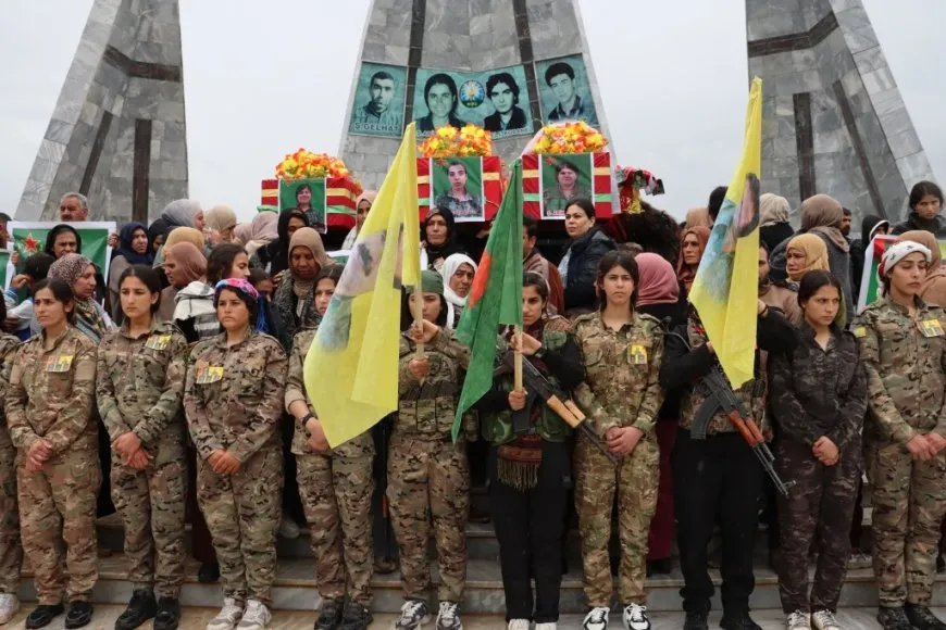 Li Kobanê merasîma 5 cangoriyên azadiyê