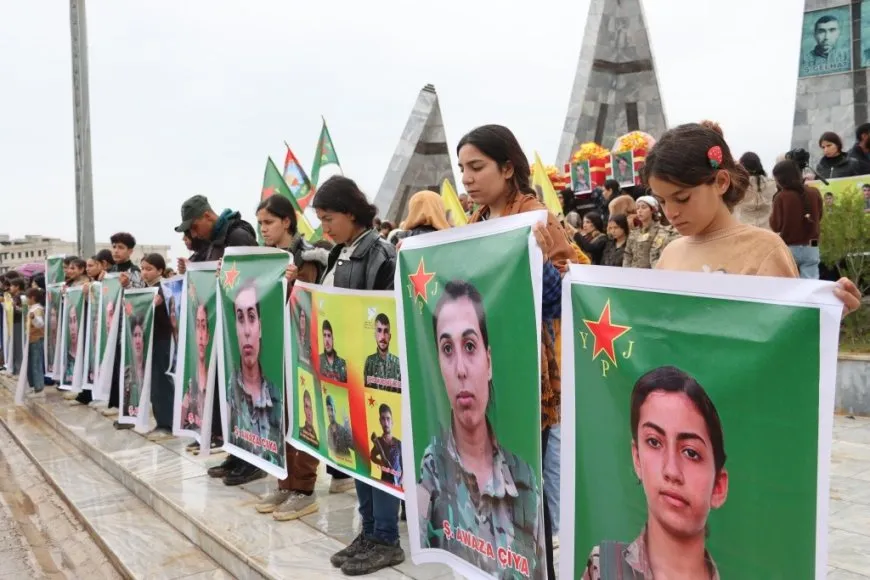 Li Kobanê merasîma 5 cangoriyên azadiyê