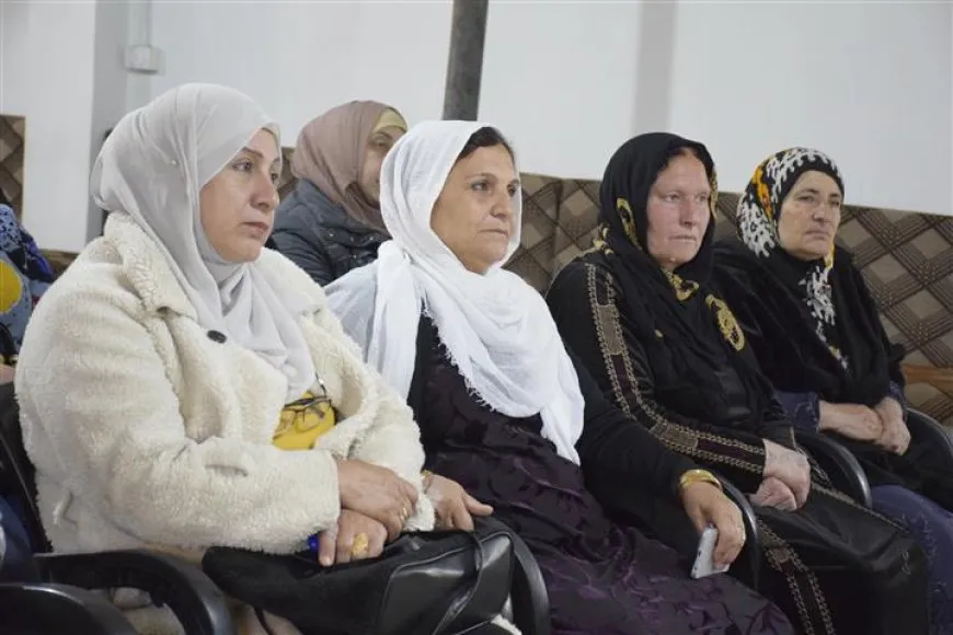 Kongra Star dayika Uwêş bi bîr anî
