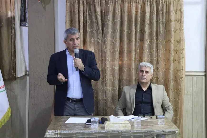 MSD'ê li Dêrikê panêleke li dar xist