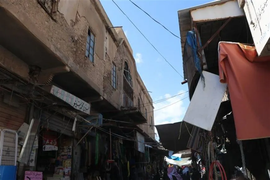 Di kolaneke biçûk de dîroka bazirganiyê