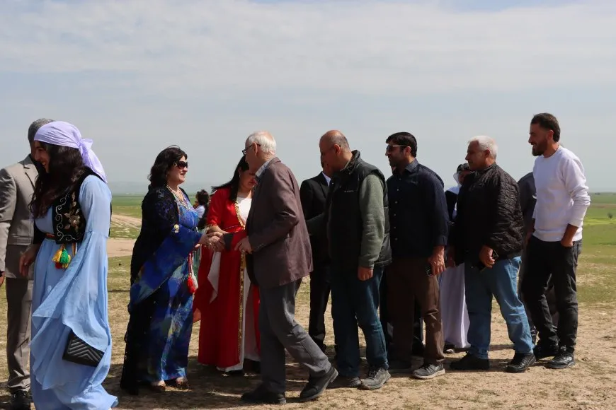 Çarşema Sor li Amûdê hat pîrozkirin